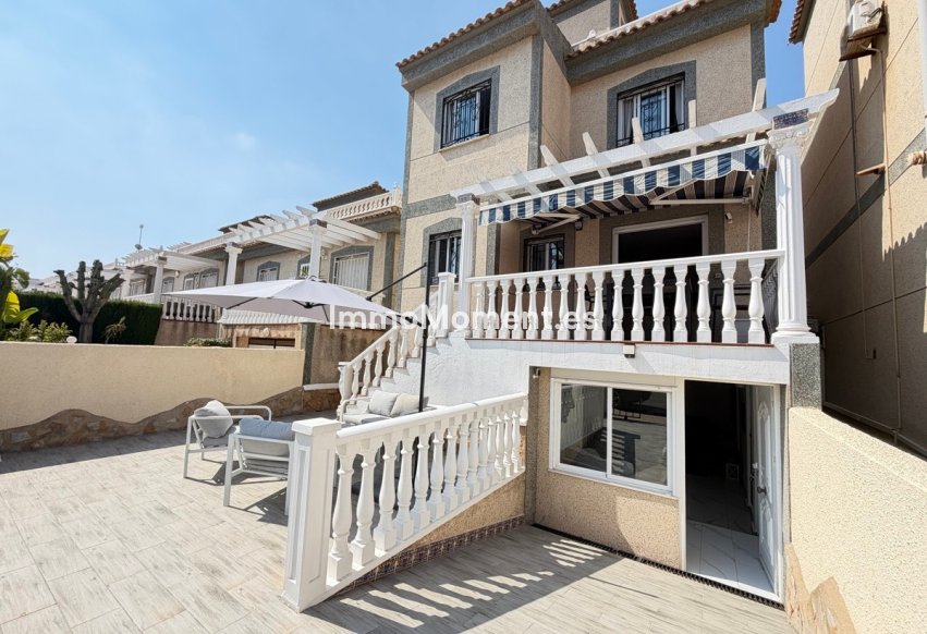 Resale - Detached villa - Orihuela Costa - Villamartín