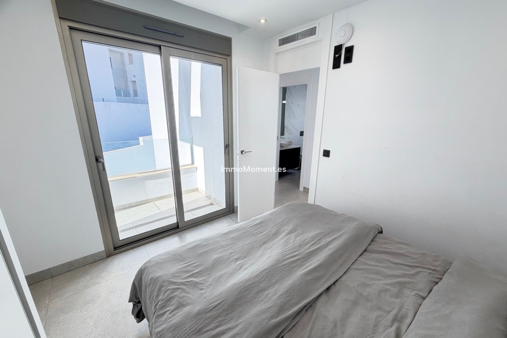 Resale - Detached villa - Orihuela Costa - Villamartín