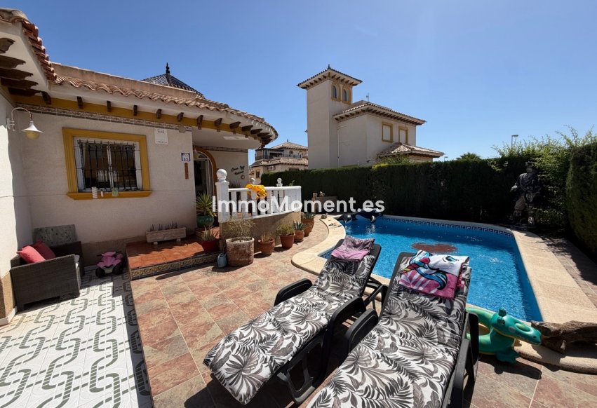 Resale - Detached villa - Orihuela Costa - Villamartín