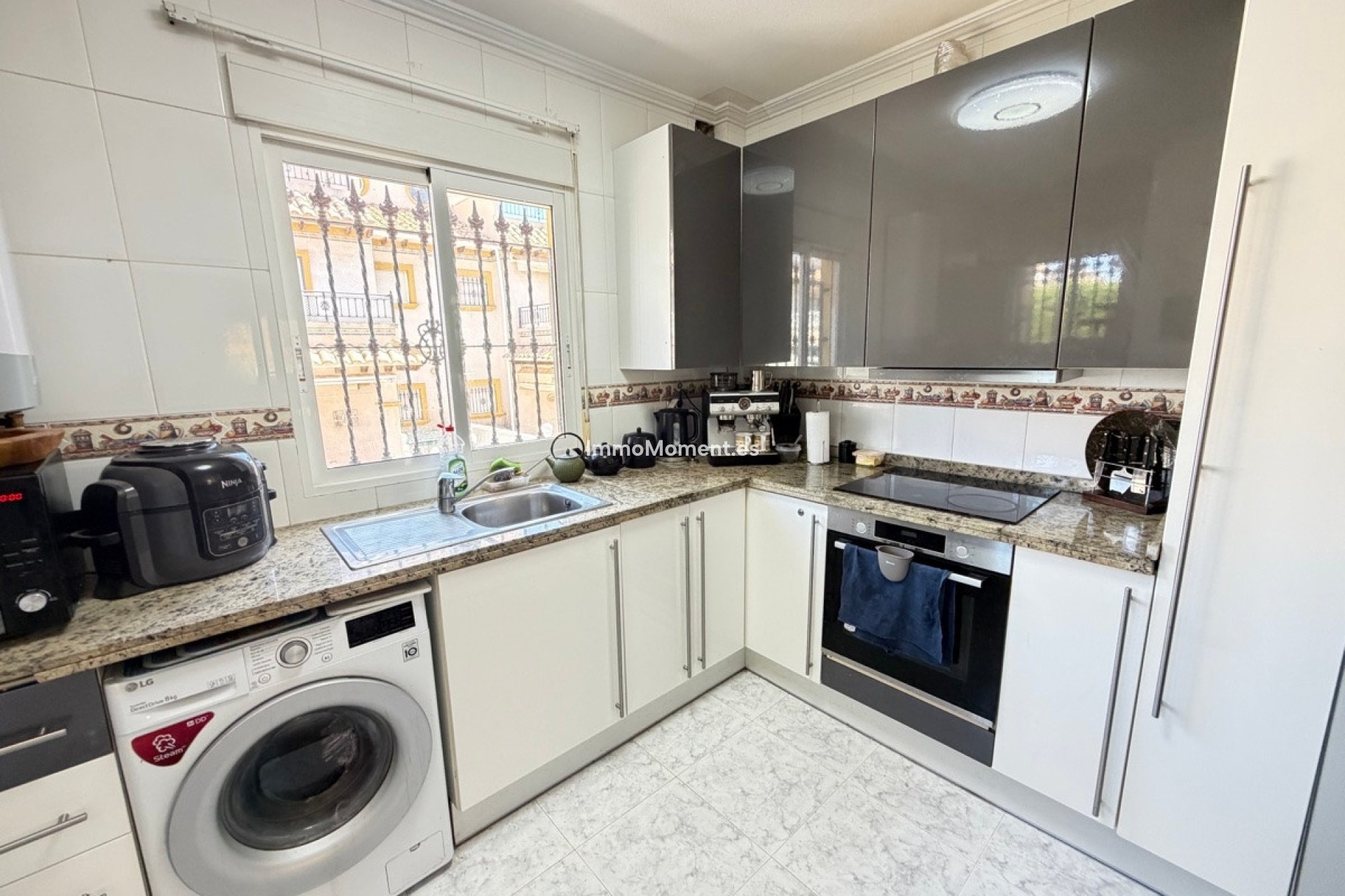 Resale - Detached villa - Orihuela Costa - Villamartín