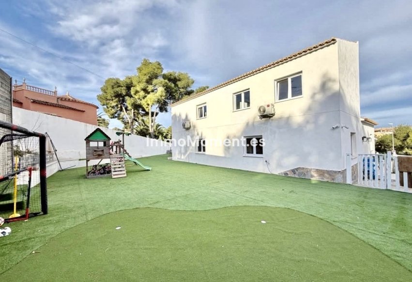 Resale - Detached villa - Orihuela Costa - Villamartín