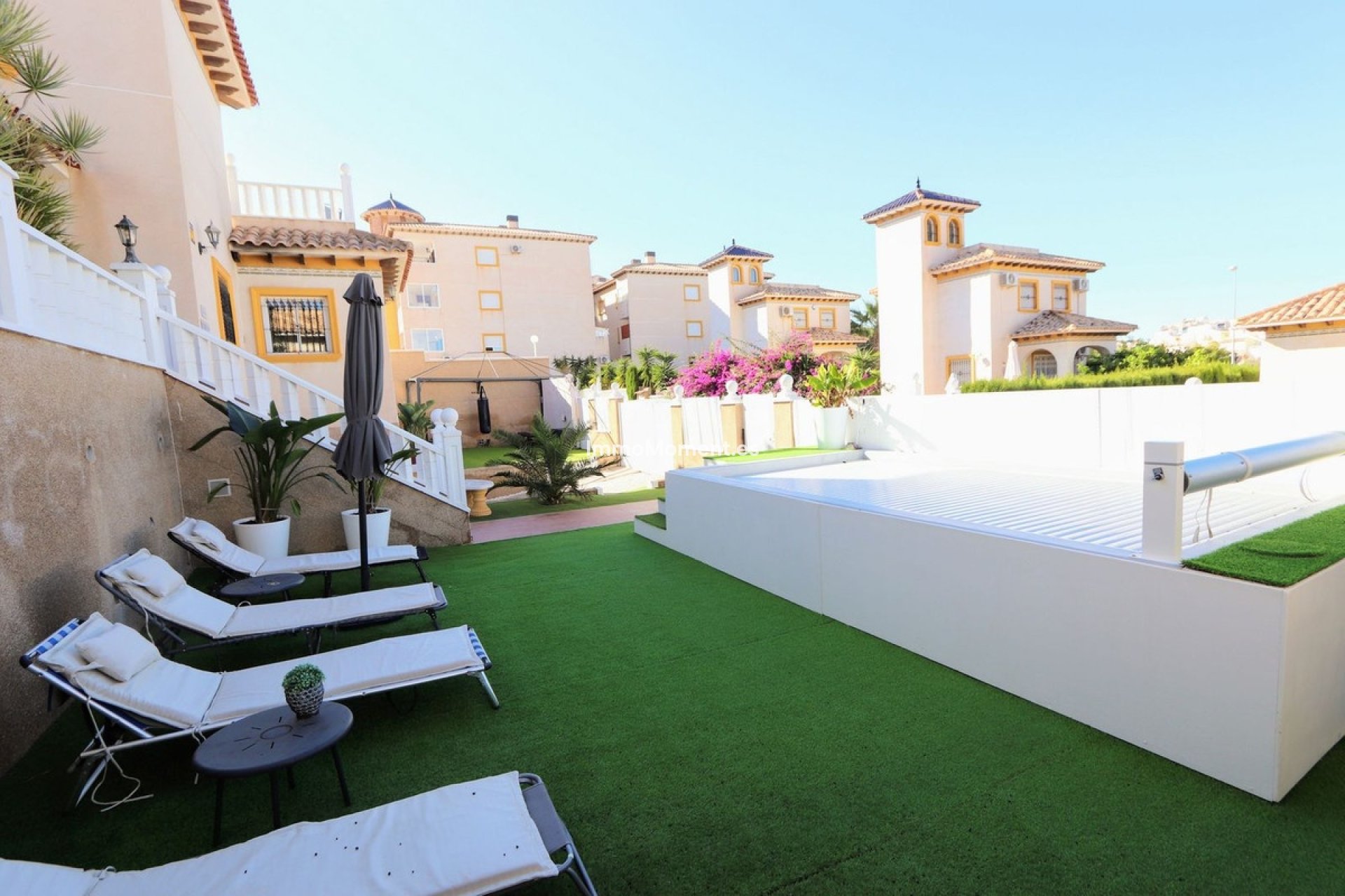 Resale - Detached villa - Orihuela Costa - Villamartín