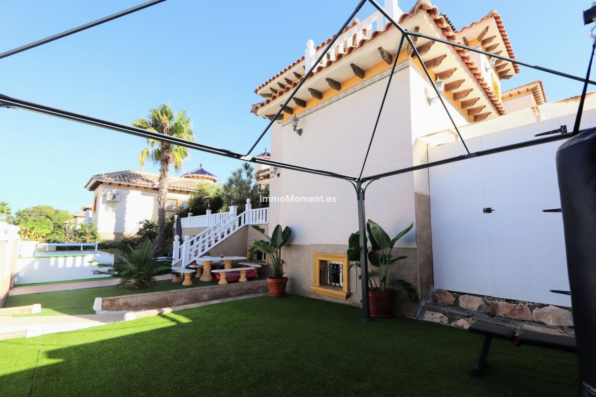 Resale - Detached villa - Orihuela Costa - Villamartín