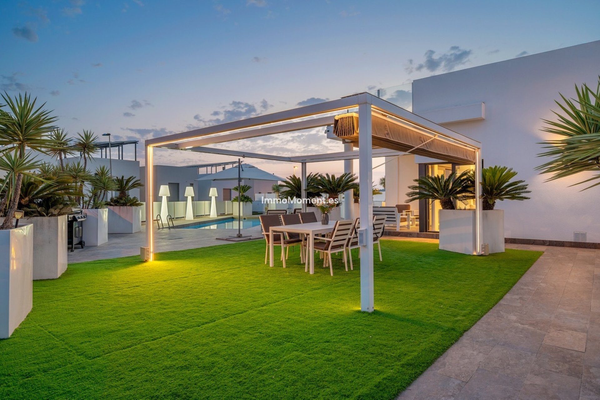 Resale - Detached villa - Orihuela Costa - Villamartín
