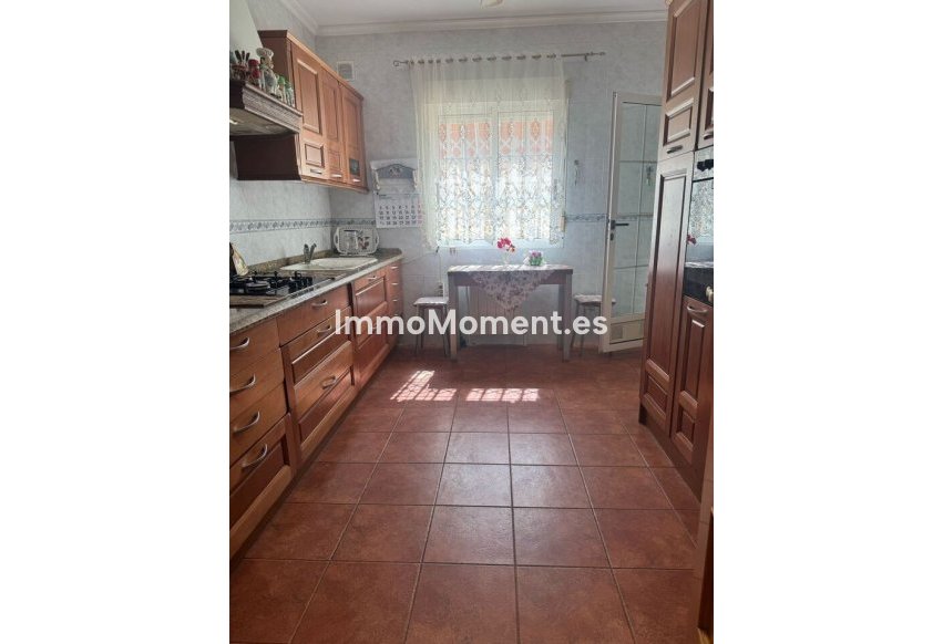 Resale - Detached villa - Orihuela - La Zenia