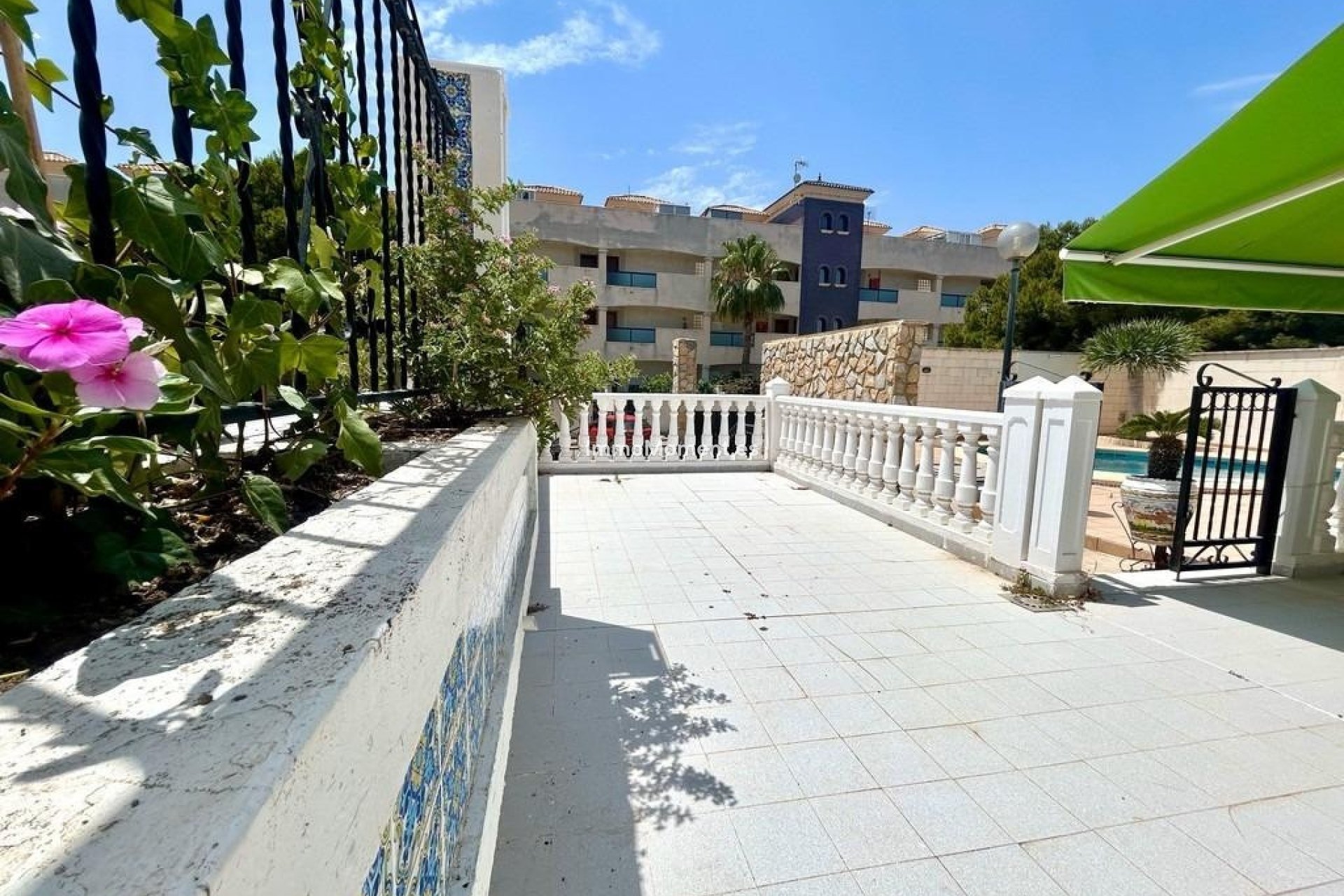 Resale - Detached villa - Orihuela - La Zenia