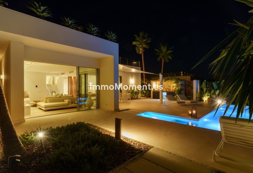 Resale - Detached villa - Orihuela - Las Colinas Golf