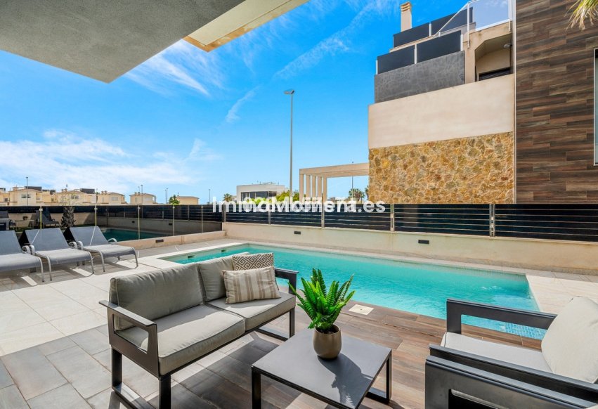 Resale - Detached villa - Orihuela - Lomas de Cabo Roig