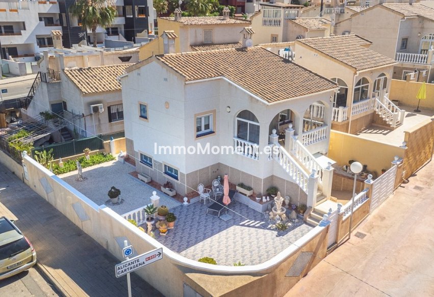 Resale - Detached villa - Orihuela - Los Altos