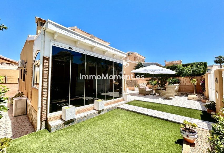 Resale - Detached villa - Orihuela - Los Altos