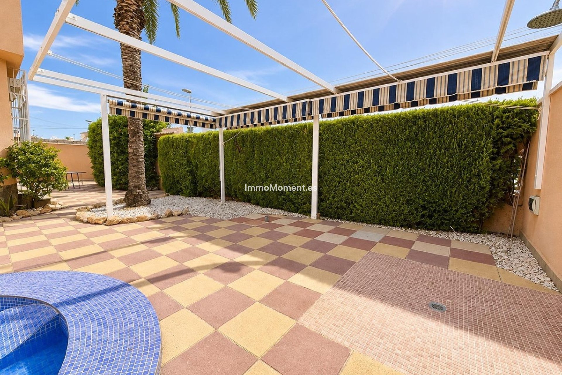 Resale - Detached villa - Orihuela - Mil Palmeras