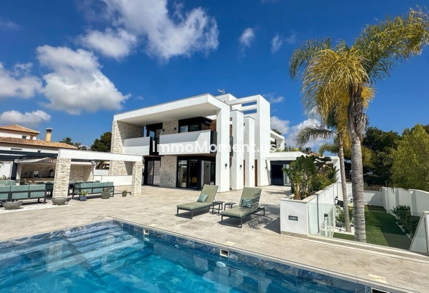Resale - Detached villa - Orihuela - Orihuela Costa