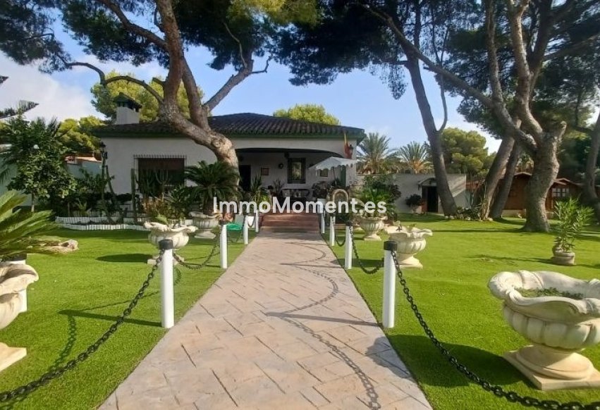 Resale - Detached villa - Orihuela - Orihuela Costa