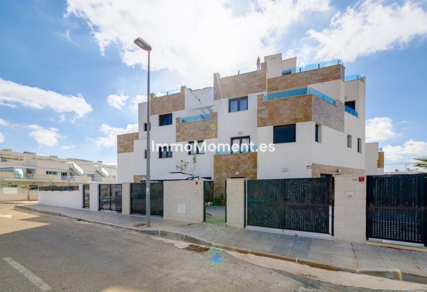 Resale - Detached villa - Orihuela - Orihuela Costa