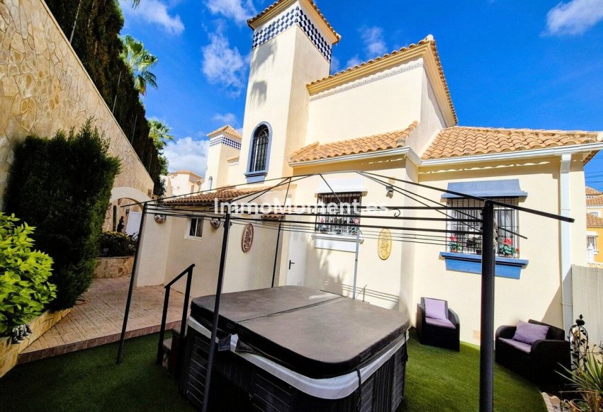 Resale - Detached villa - Orihuela - Orihuela Costa
