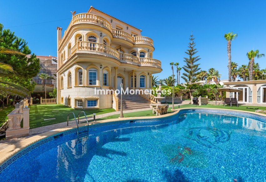 Resale - Detached villa - Orihuela - Playa Flamenca