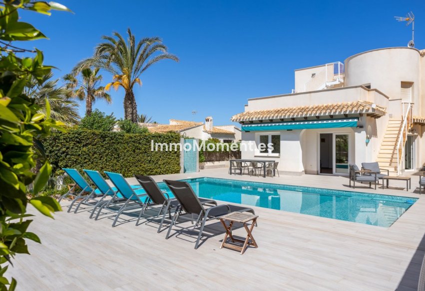 Resale - Detached villa - Orihuela - Playa Flamenca