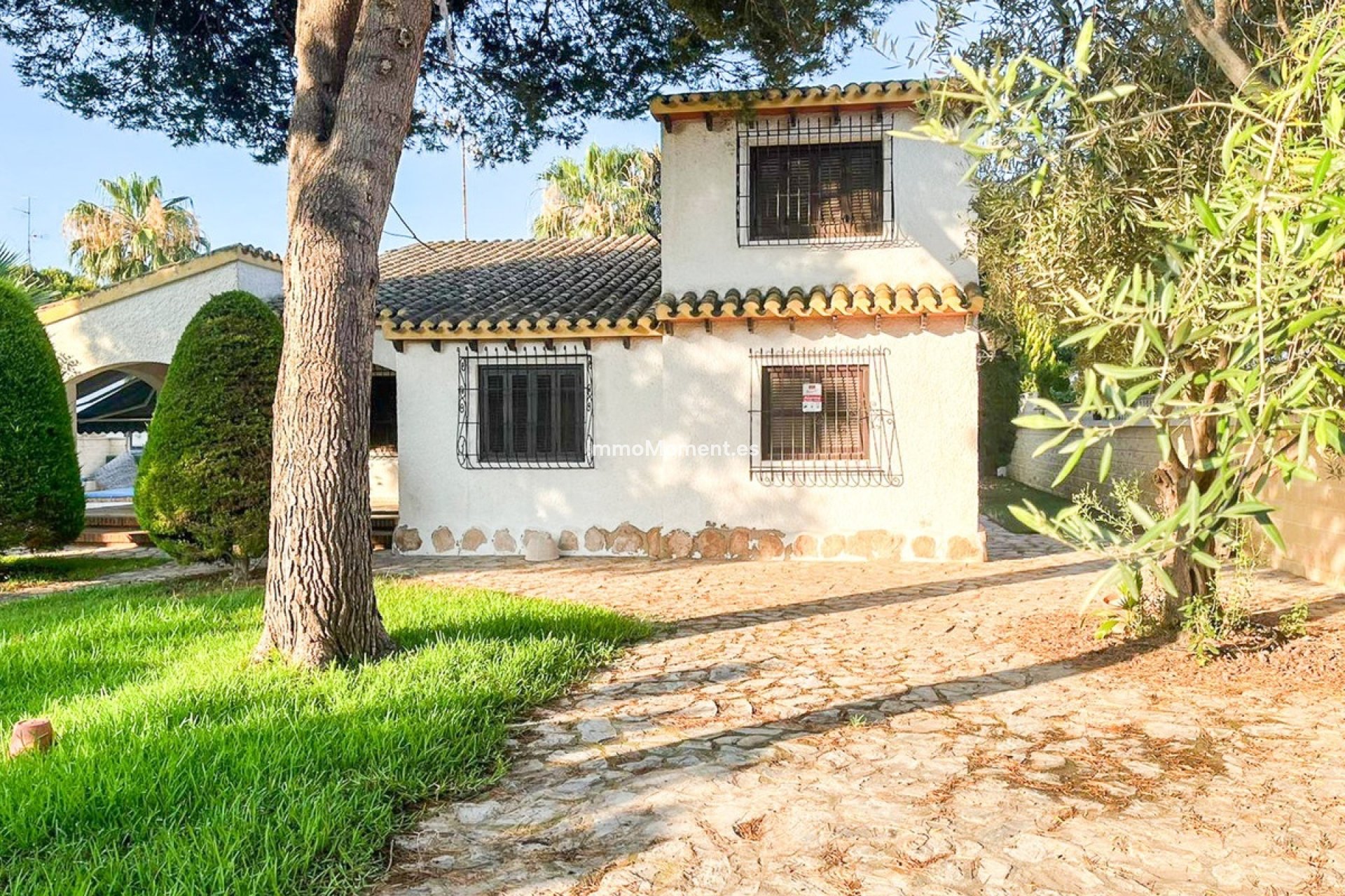 Resale - Detached villa - Orihuela - Punta Prima