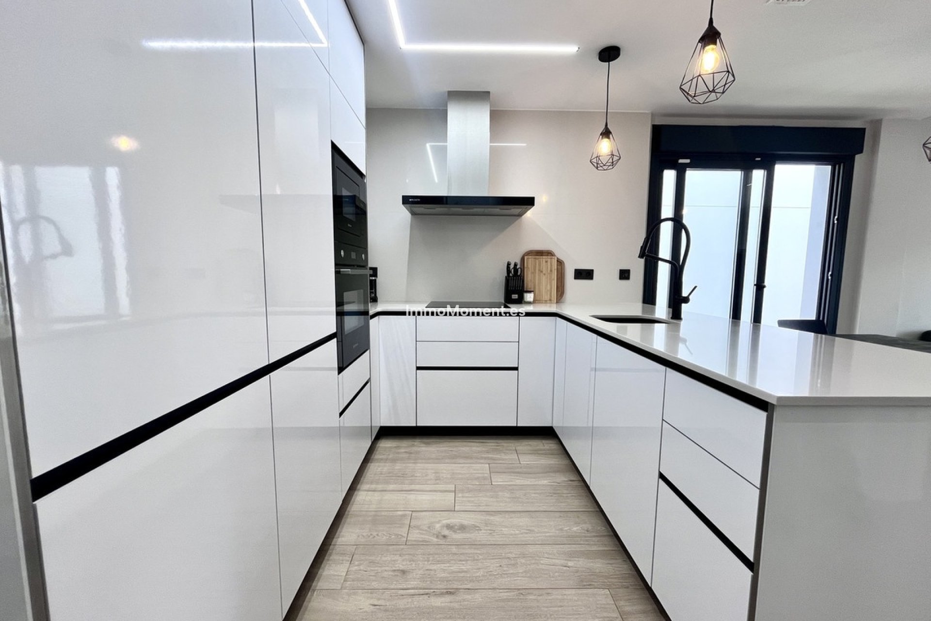 Resale - Detached villa - Orihuela - Punta Prima