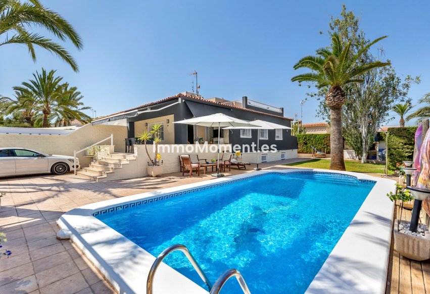 Resale - Detached villa - Orihuela - Rocio del Mar