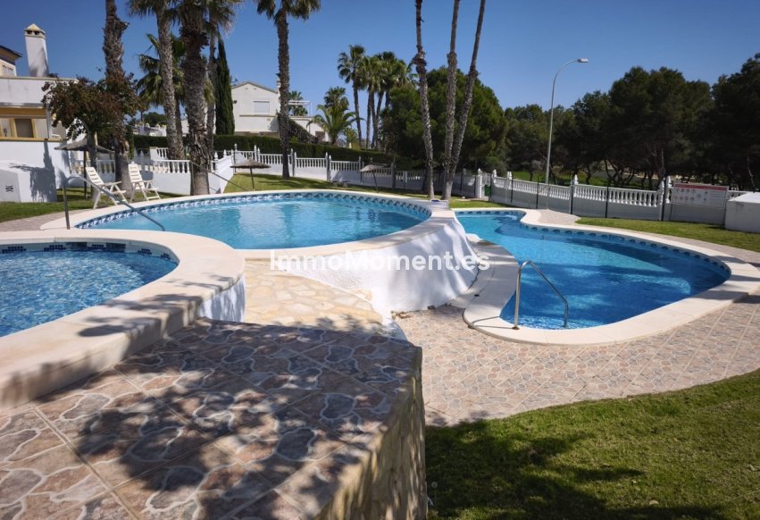 Resale - Detached villa - Orihuela - Villamartin