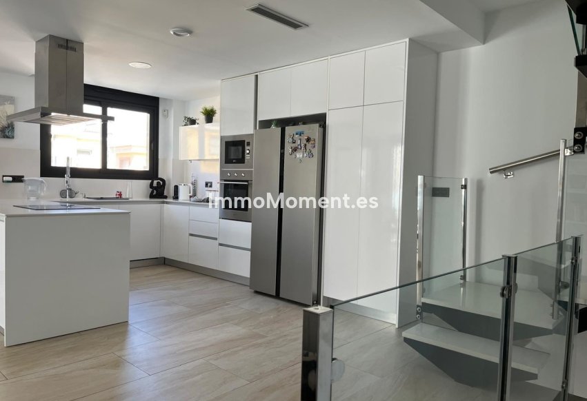 Resale - Detached villa - Orihuela - Villamartin