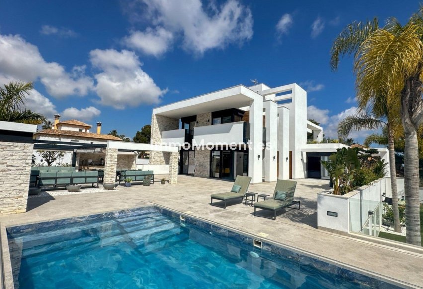 Resale - Detached villa - Orihuela - Villamartín