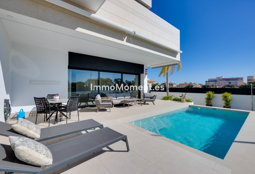 Resale - Detached villa - Pilar de la Horadada - Pilar de la Horadada Centro