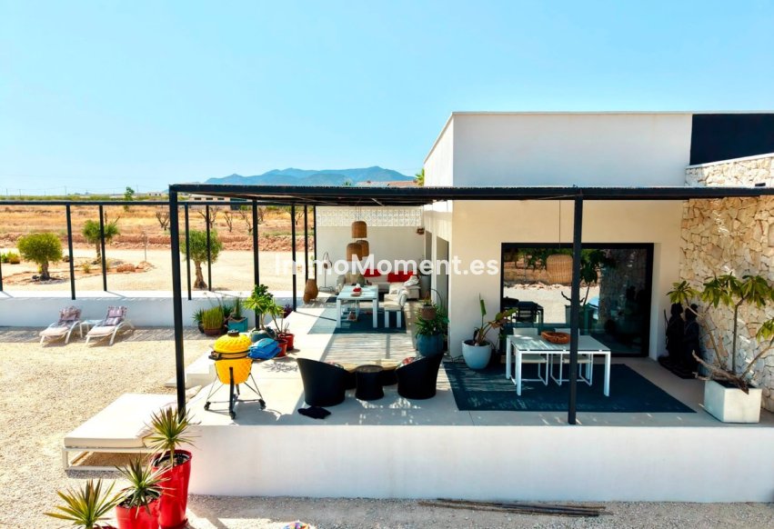 Resale - Detached villa - Pinoso - Pinoso Centro