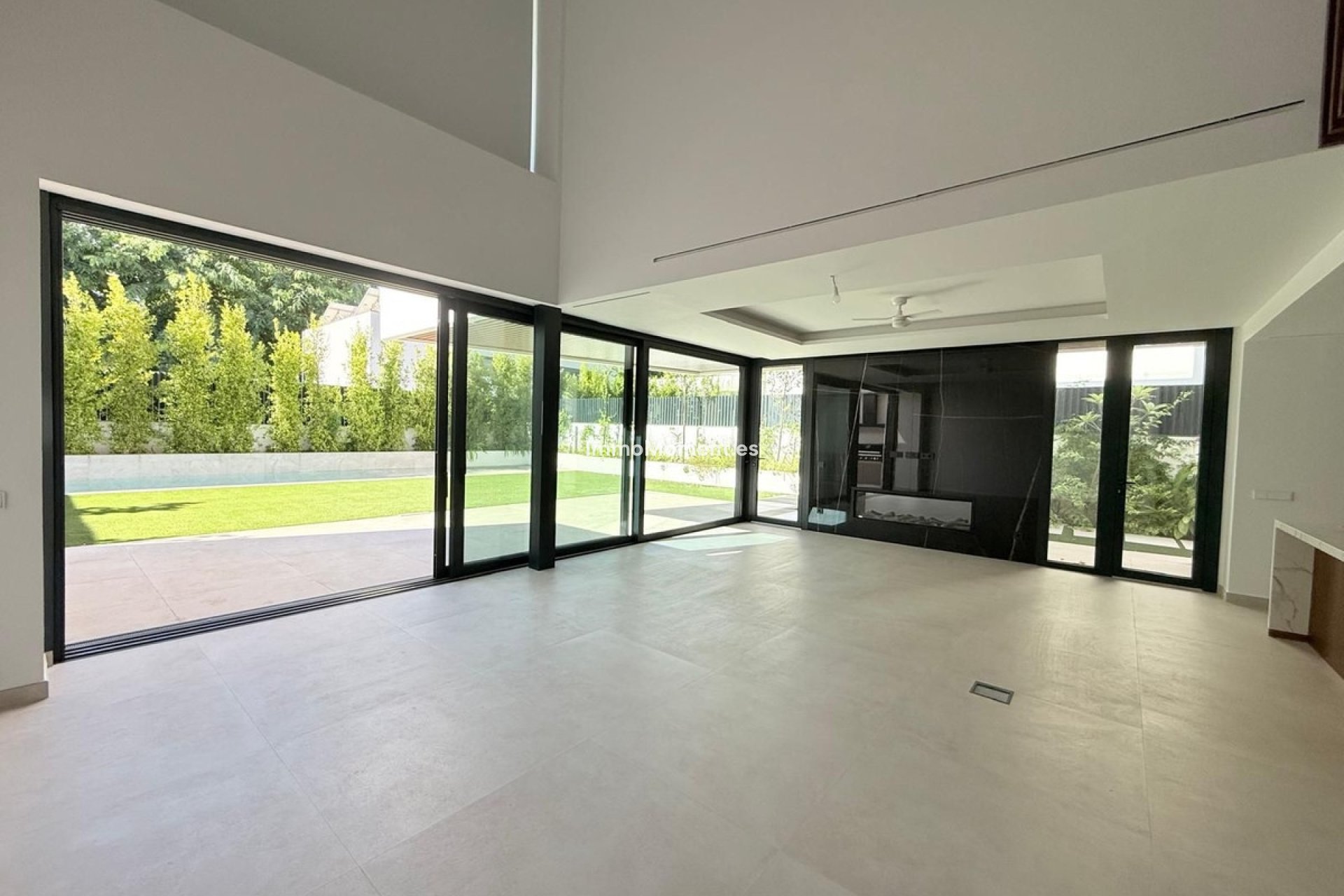 Resale - Detached villa - Puerto Banús
