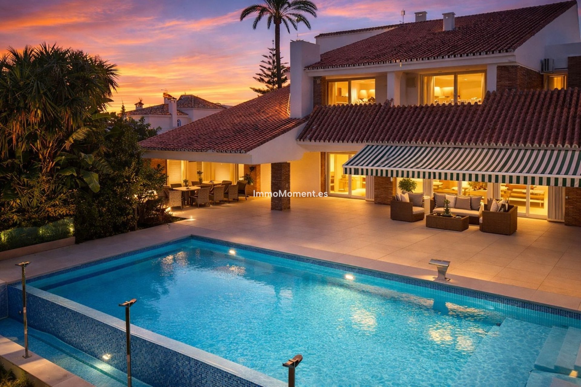 Resale - Detached villa - Puerto Banús
