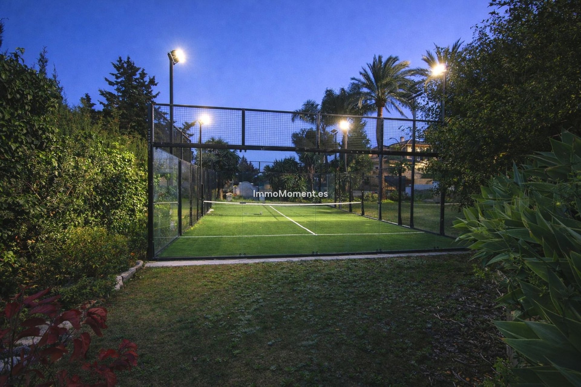Resale - Detached villa - Puerto Banús