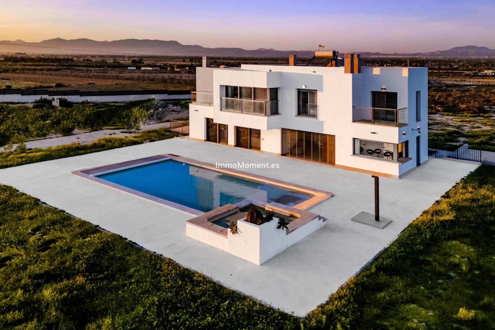 Resale - Detached villa - San Fulgencio - La Marina