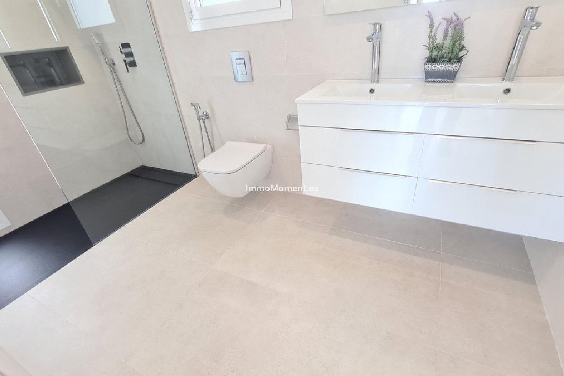 Resale - Detached villa - San Fulgencio - La Marina