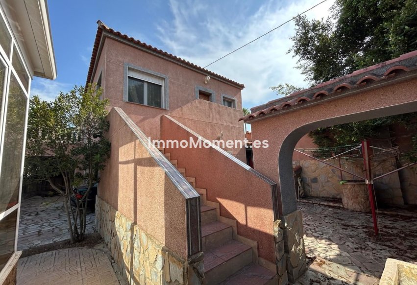 Resale - Detached villa - San Fulgencio - La Marina