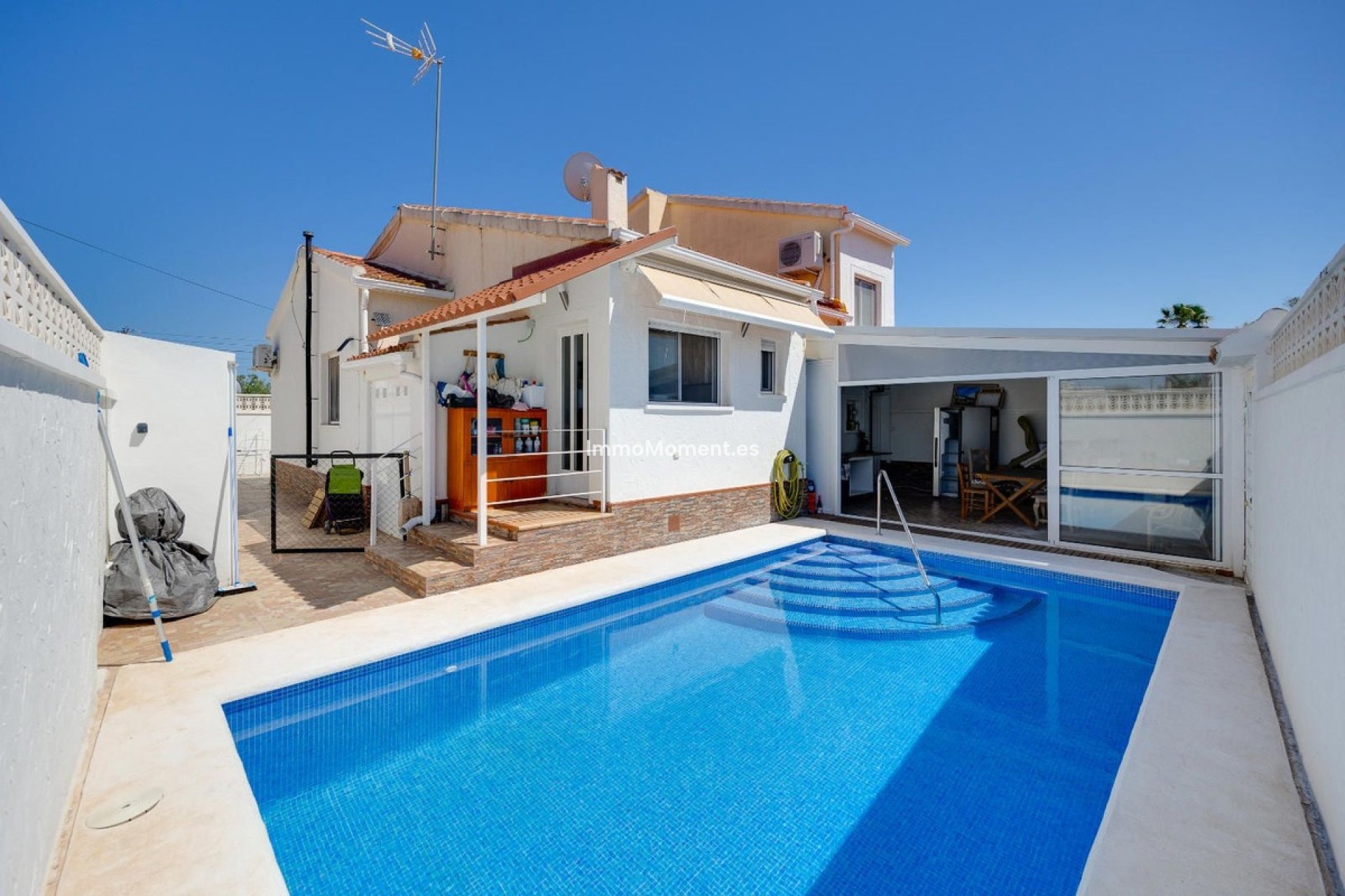 Resale - Detached villa - San Fulgencio - La Marina