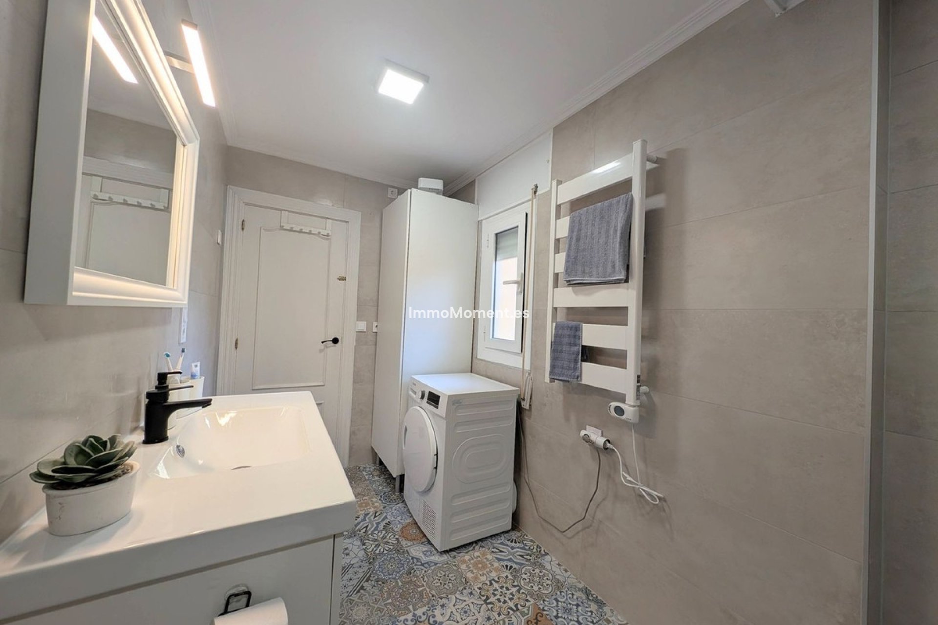 Resale - Detached villa - San Vicente del Raspeig - San Vicente del Raspeig Centro