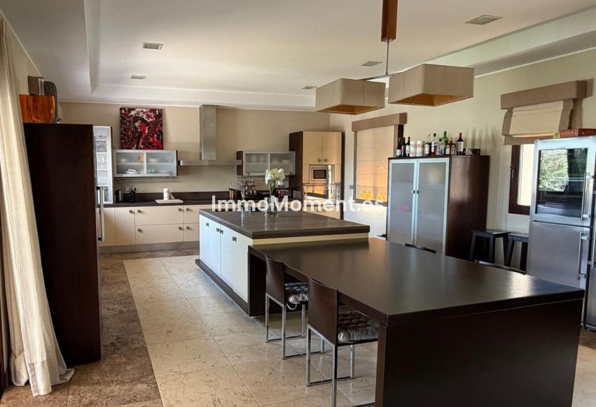 Resale - Detached villa - Sotogrande - Sotogrande Alto