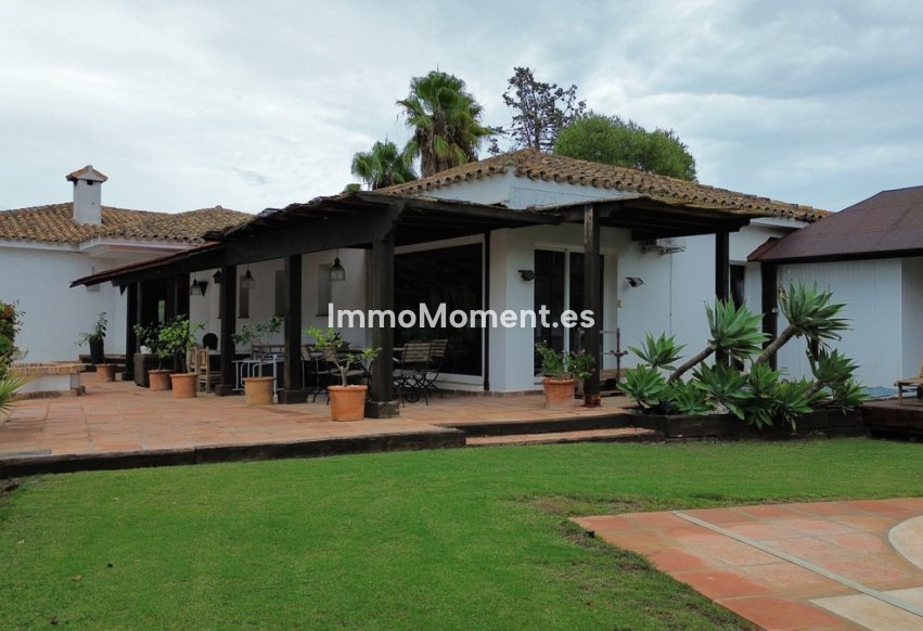Resale - Detached villa - Sotogrande - Sotogrande Costa