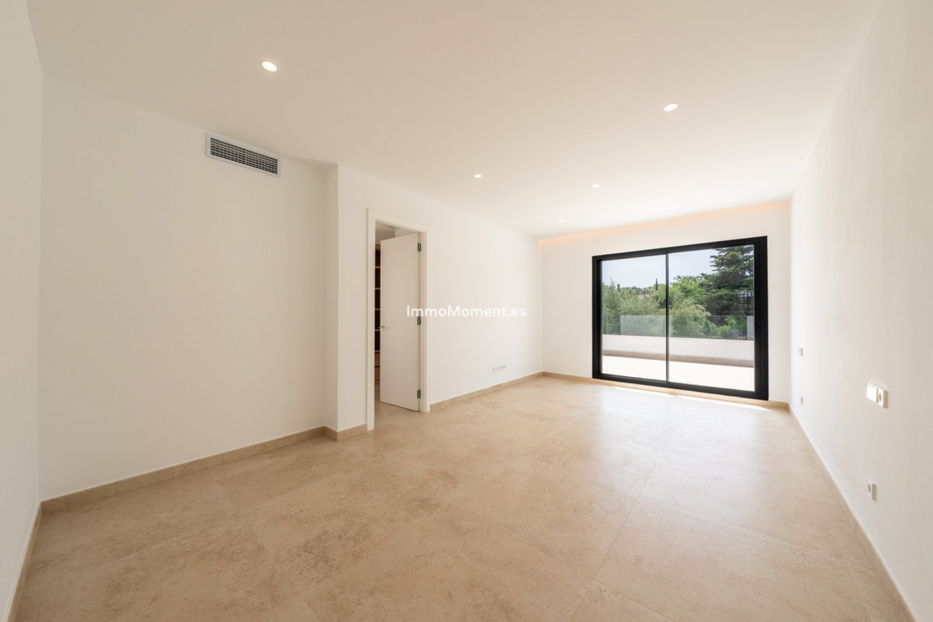Resale - Detached villa - Sotogrande - Sotogrande Costa