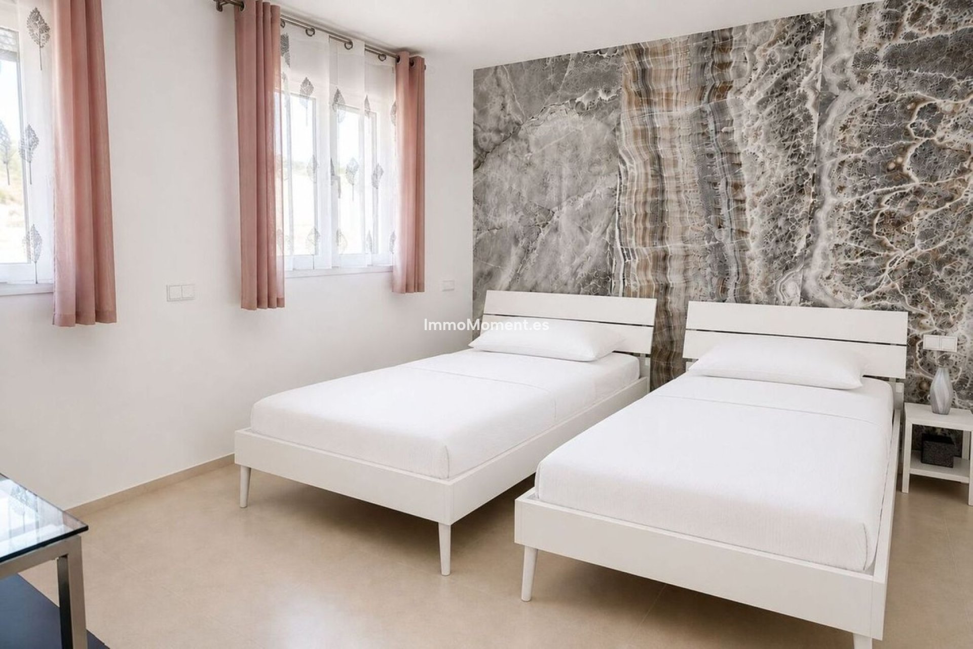 Resale - Detached villa - Sotogrande