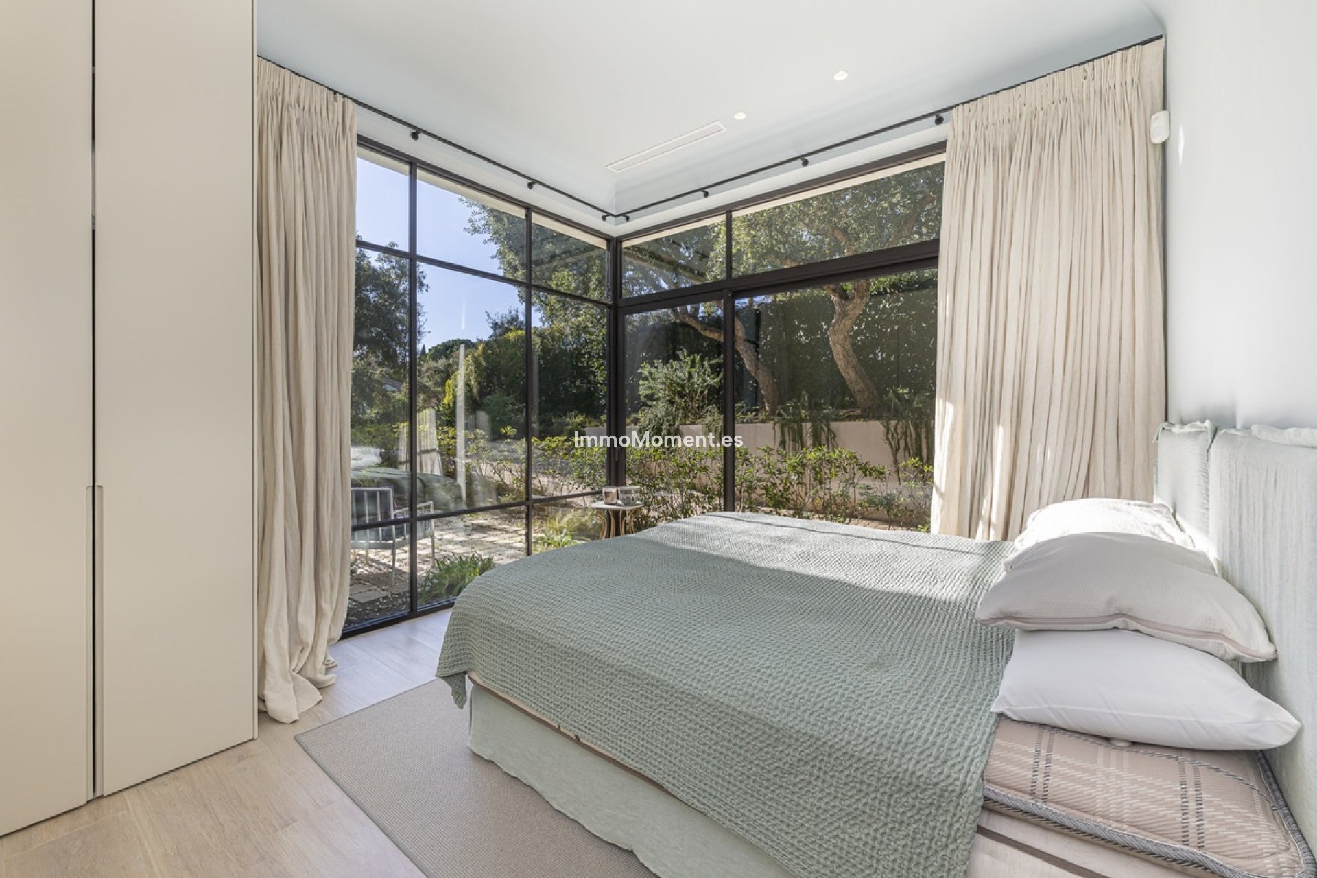 Resale - Detached villa - Sotogrande
