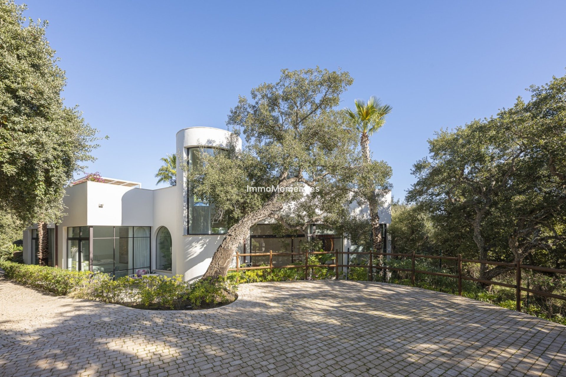 Resale - Detached villa - Sotogrande