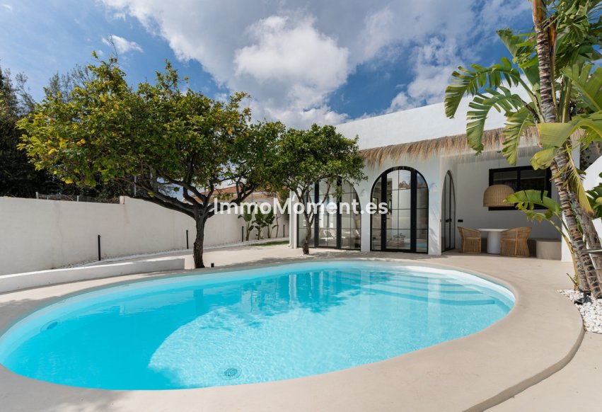 Resale - Detached villa - Torremolinos - El Pinillo