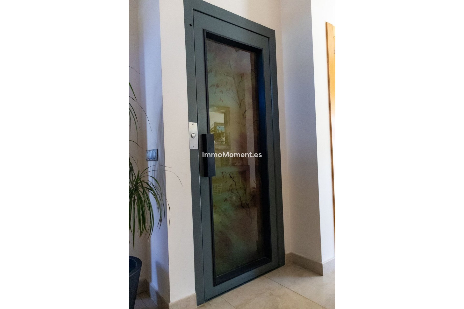 Resale - Detached villa - Torremolinos - Playamar