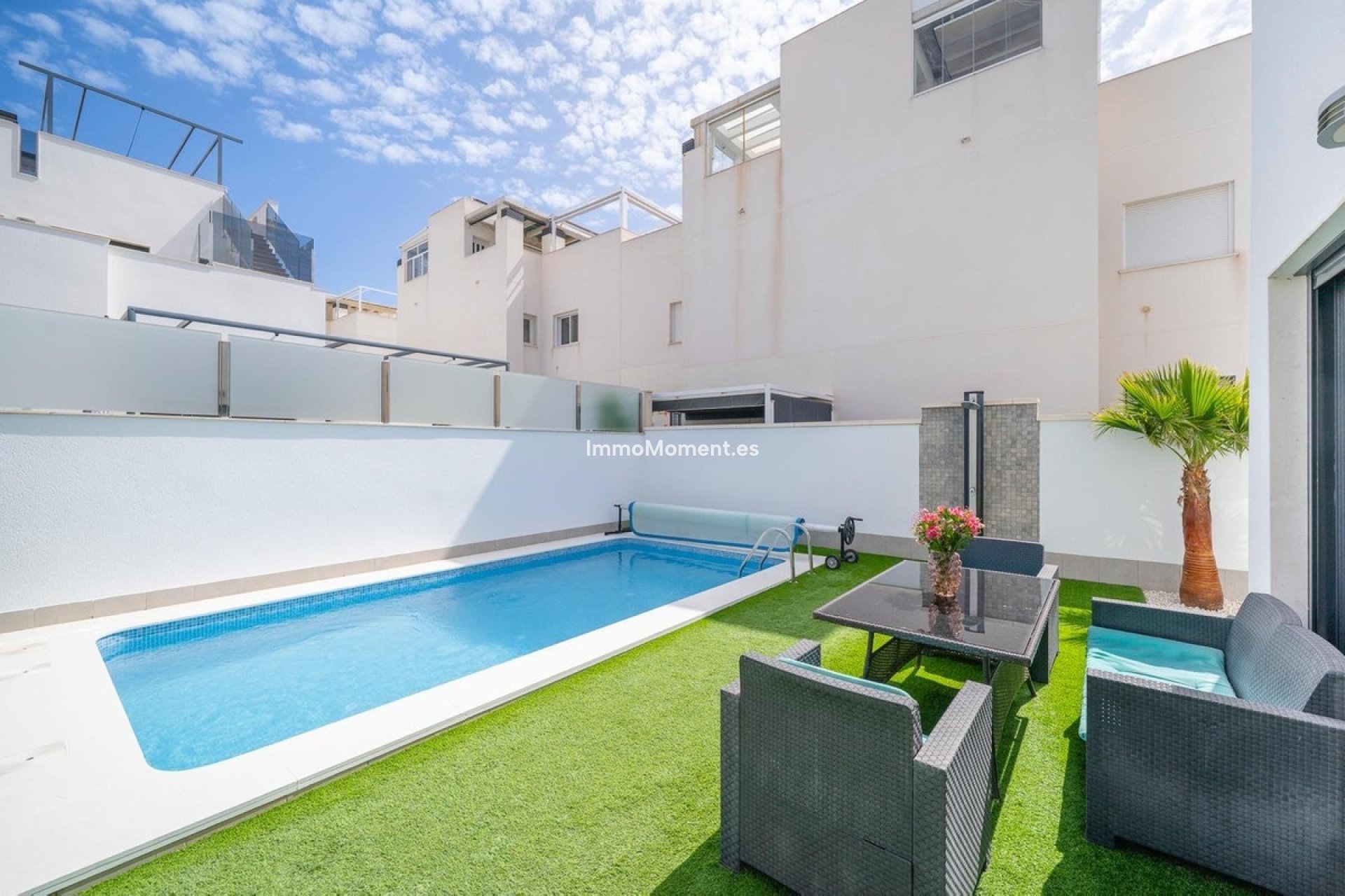 Resale - Detached villa - Torrevieja - Aguas Nuevas