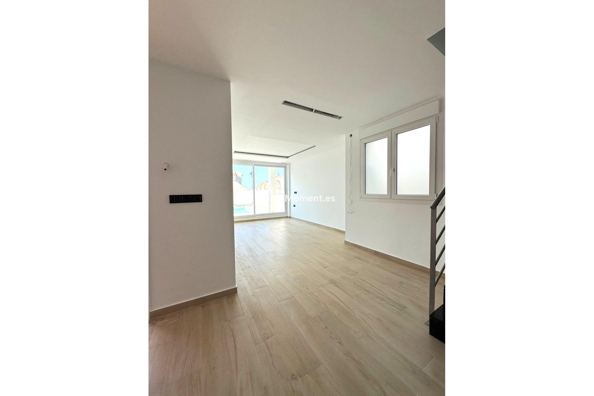 Resale - Detached villa - Torrevieja - Aguas Nuevas