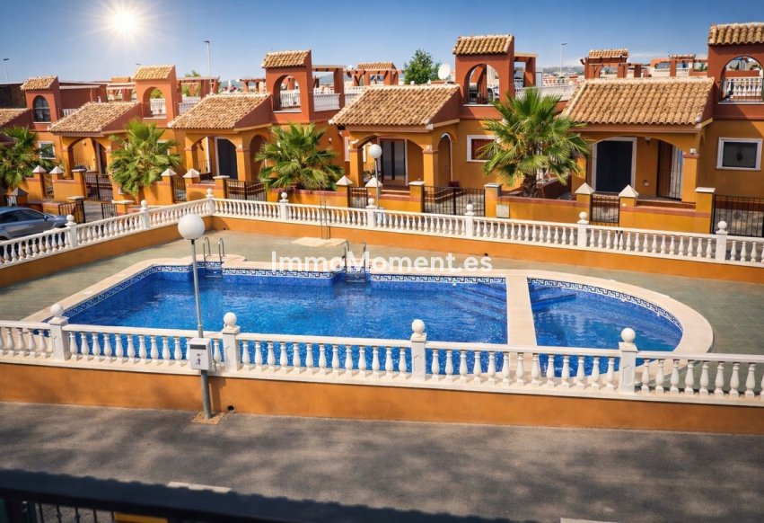 Resale - Detached villa - Torrevieja - Aguas Nuevas