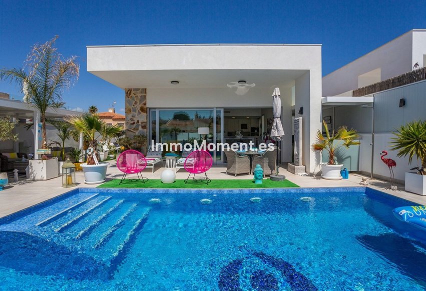 Resale - Detached villa - Torrevieja - El Chaparral