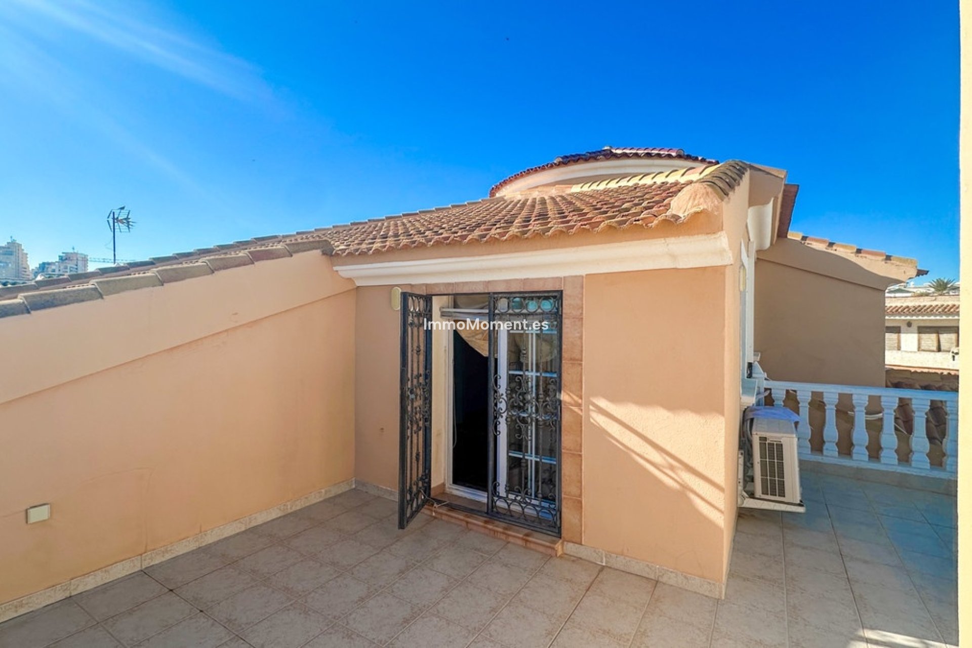 Resale - Detached villa - Torrevieja - La Mata